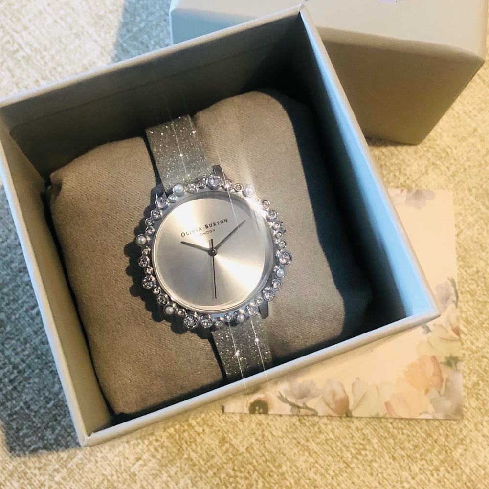 OLIVIA BURTON - Under The Sea  Crystals Watch. ❤️